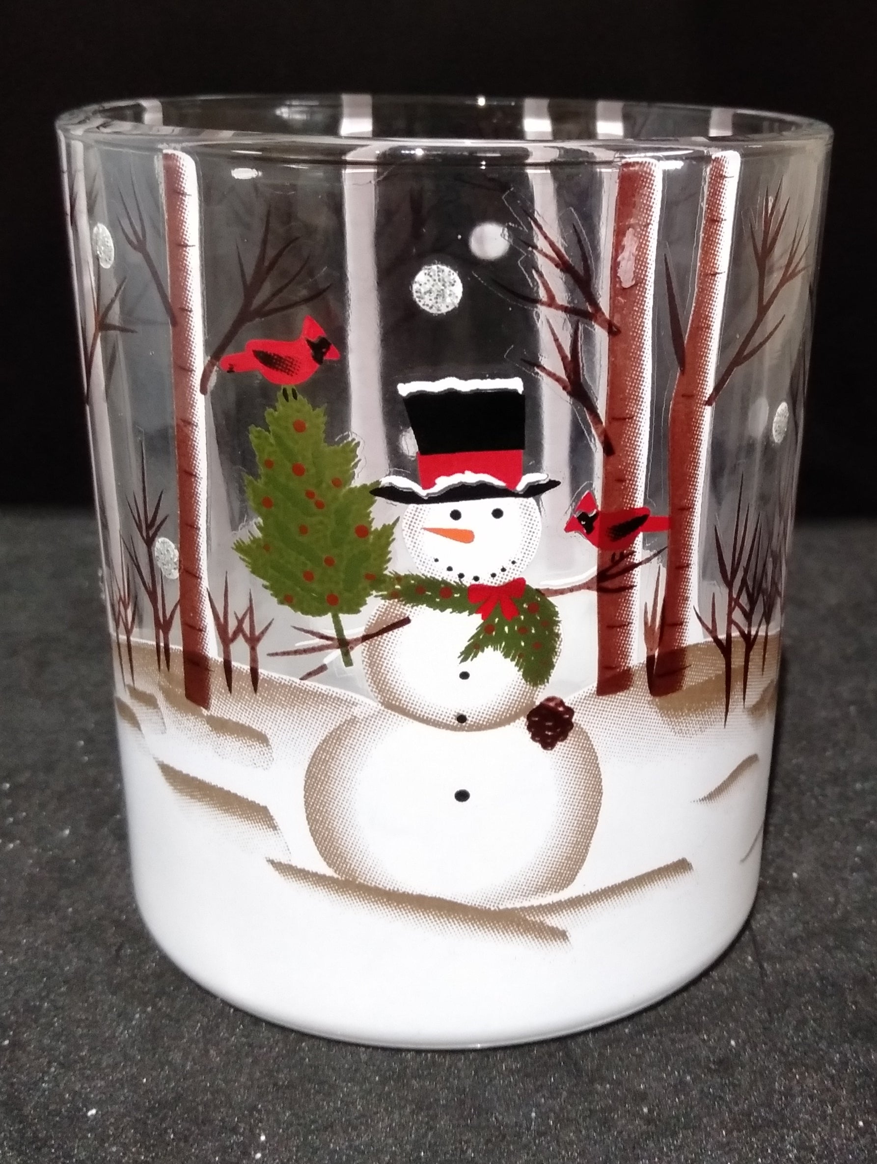 MEDIUM VOTIVE 120gm - Winter Wonderland